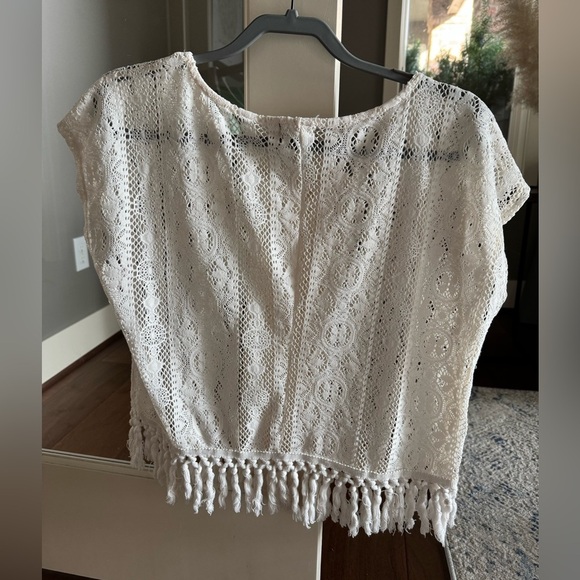 Cute White Lace Tassel Top - Picture 3 of 3
